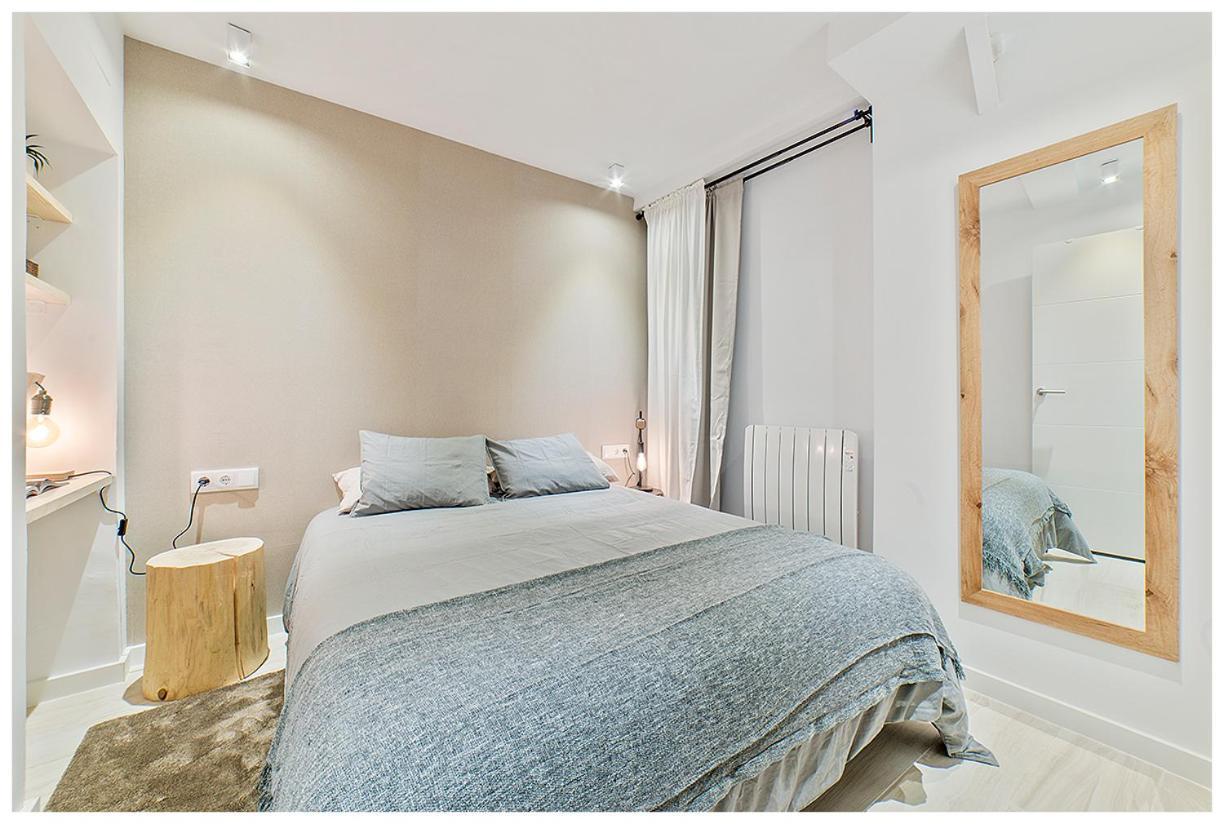 Apartamentos Madrid Rio Екстериор снимка