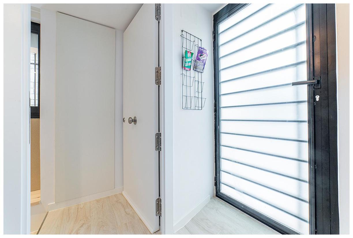 Apartamentos Madrid Rio Екстериор снимка