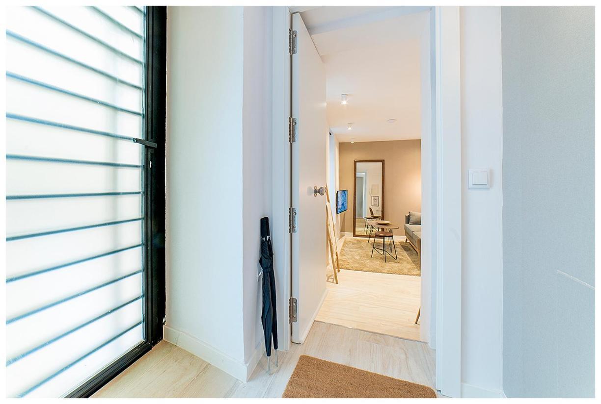 Apartamentos Madrid Rio Екстериор снимка