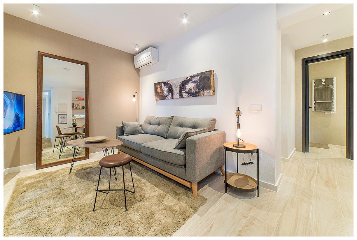 Apartamentos Madrid Rio Екстериор снимка