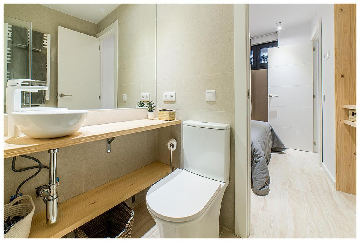 Apartamentos Madrid Rio Екстериор снимка