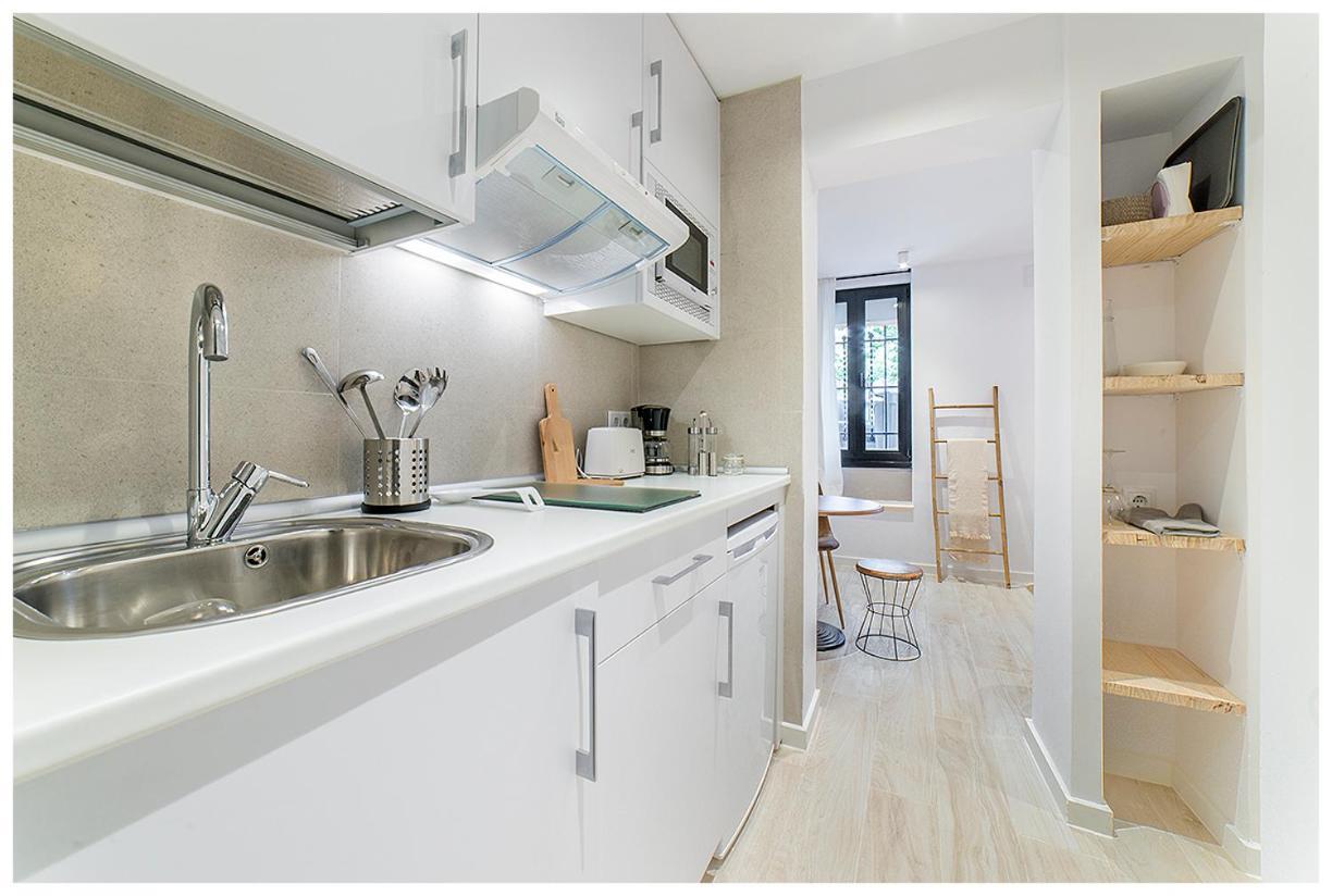 Apartamentos Madrid Rio Екстериор снимка