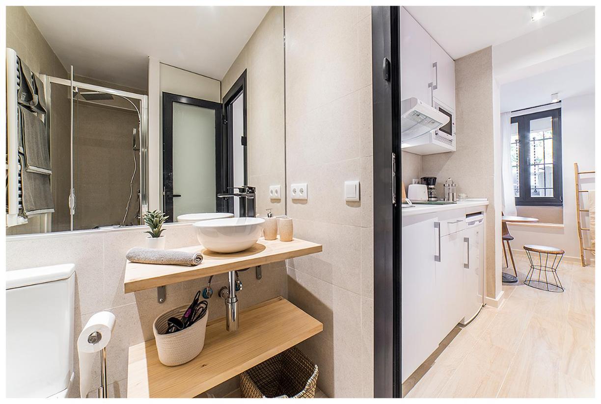 Apartamentos Madrid Rio Екстериор снимка
