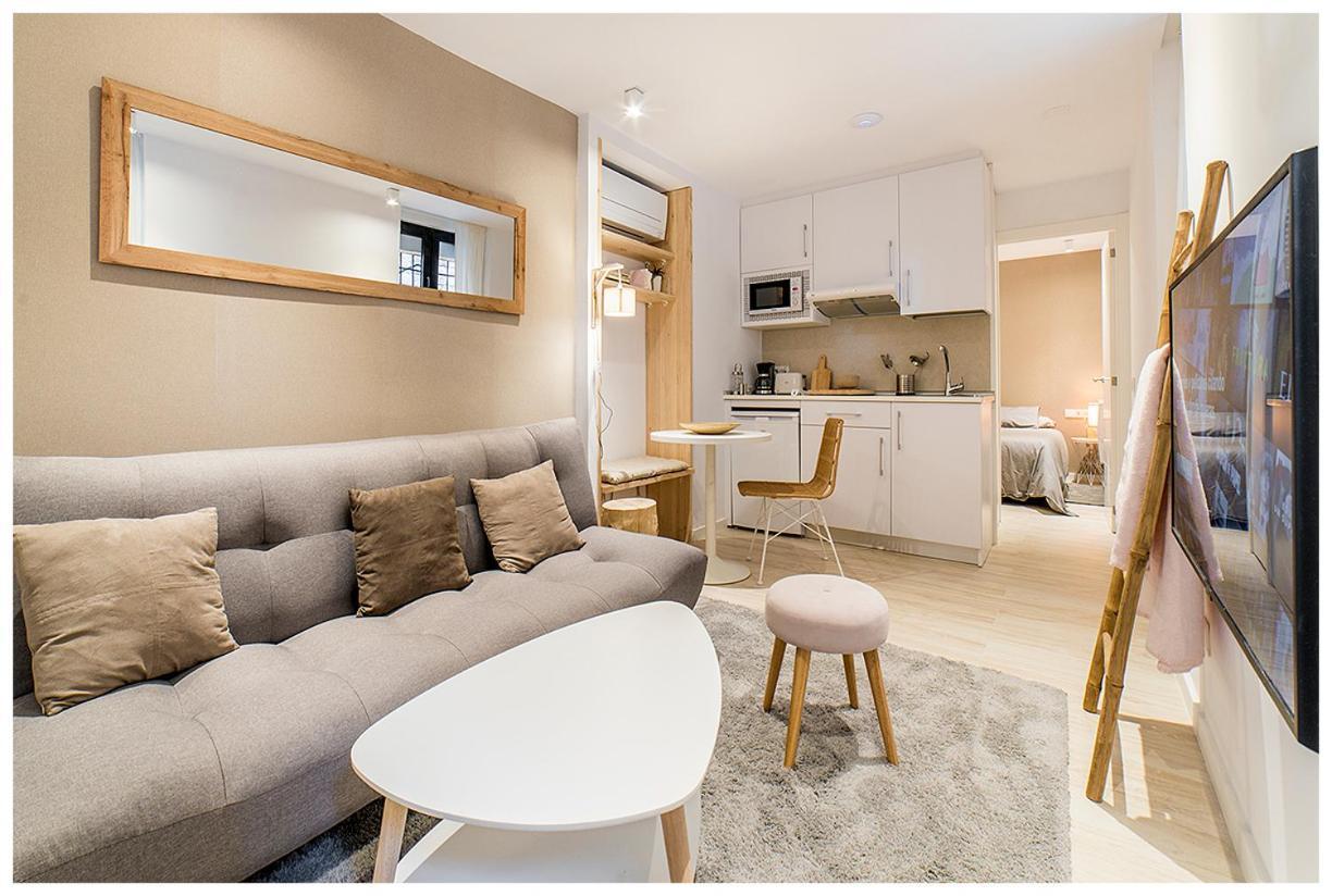 Apartamentos Madrid Rio Екстериор снимка