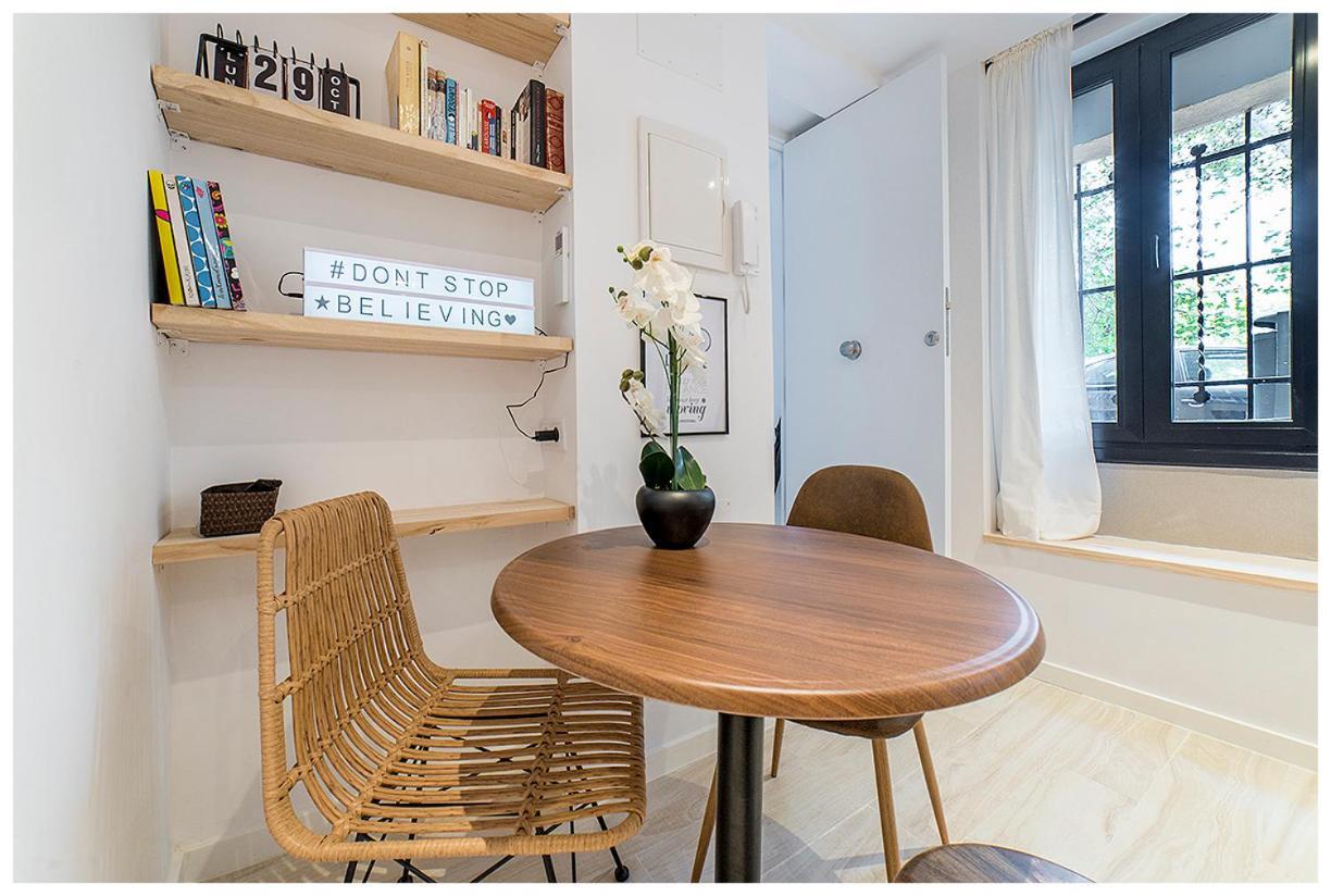 Apartamentos Madrid Rio Екстериор снимка